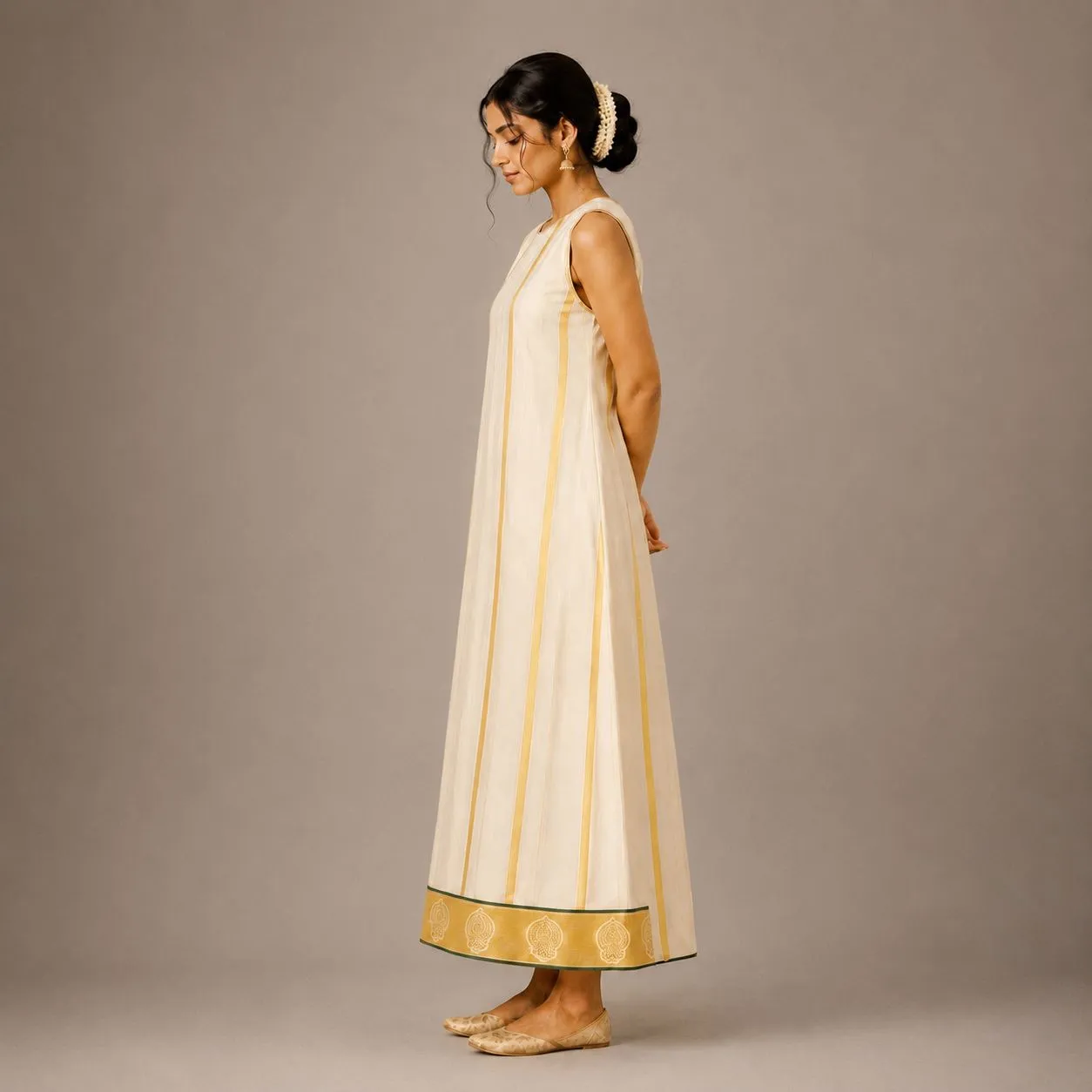 GOLDEN LOOM - Image 2